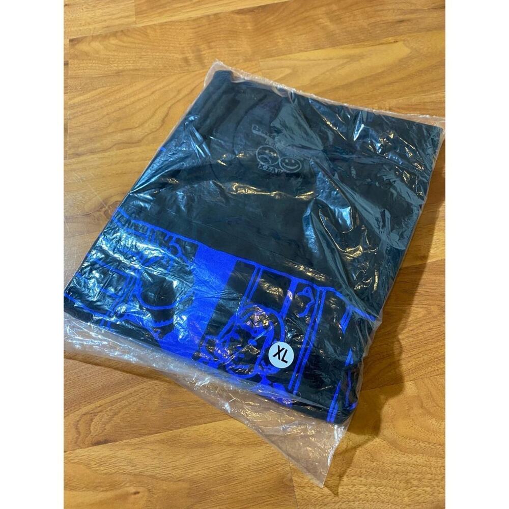Size extra large color black